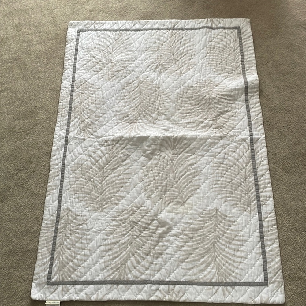 Pottery Barn Kids Nantucket Palm Baby Quilt